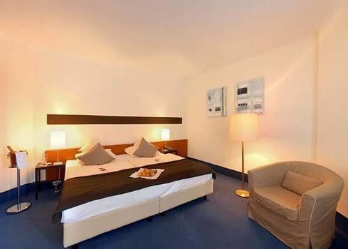Tide Hotel Вильгельмсхафен Экстерьер фото